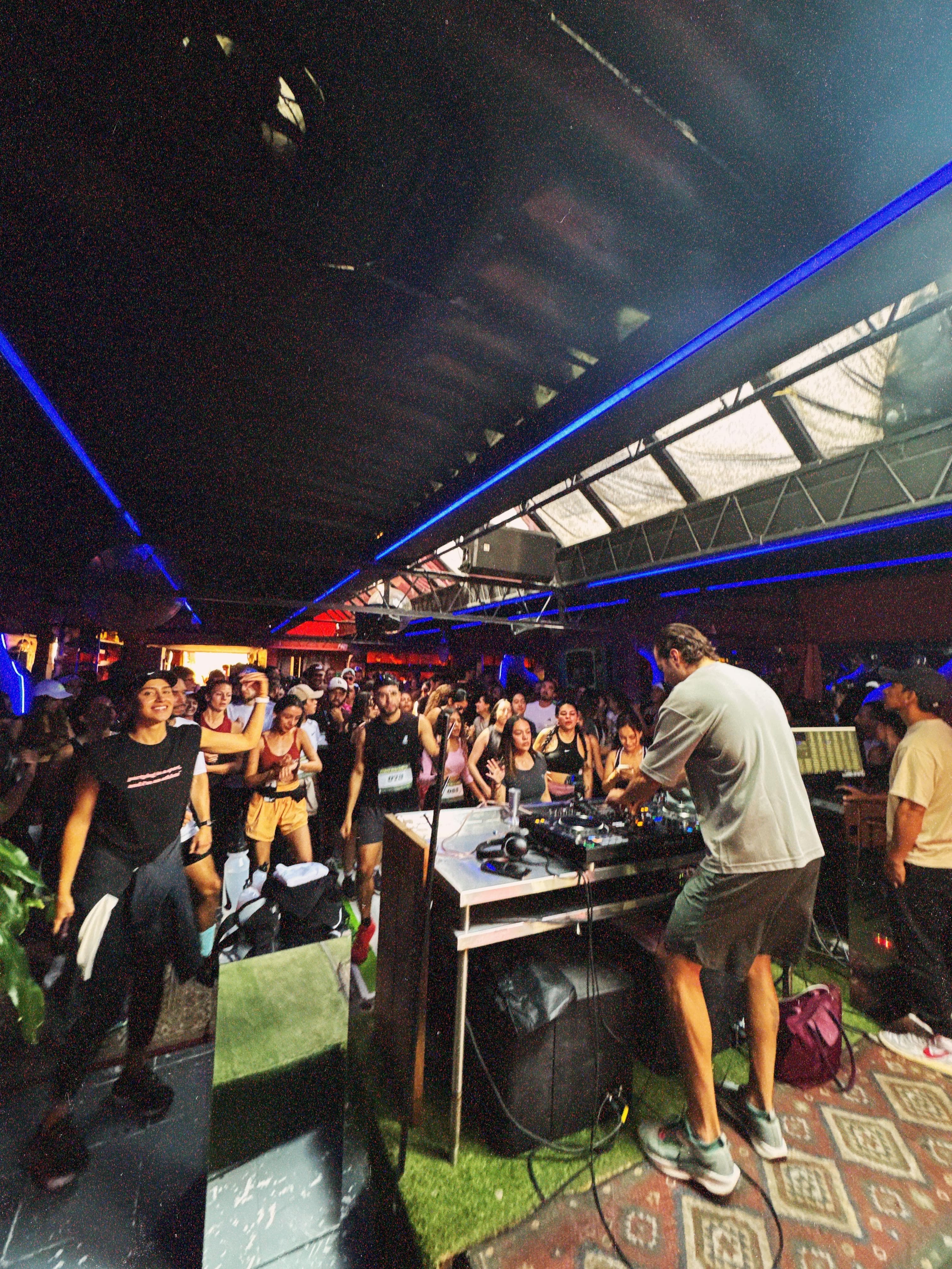 a18a1f00 7318 4e85 890e 260d95d4274a